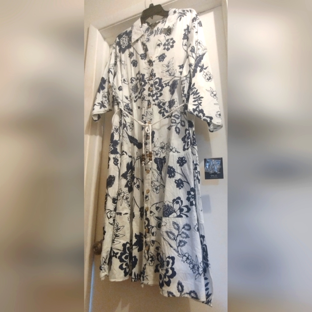 NWT Mlle Gabrielle Long Sleeve Collared Navy and White Floral Dress 3X